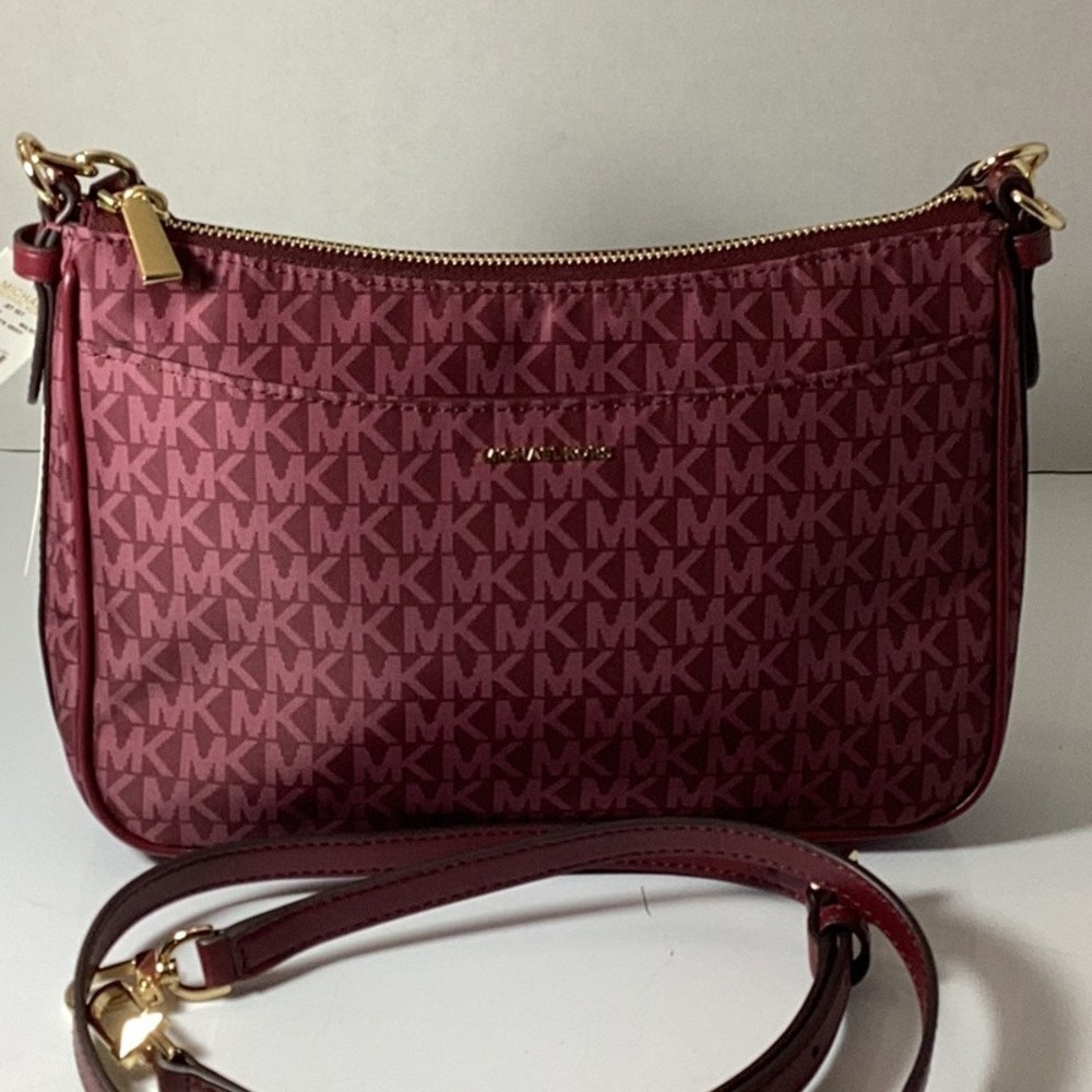 MICHAEL Michael Kors
Jet Set Medium Top Zip Pochette Crossbody Bag - Picture 5 of 11